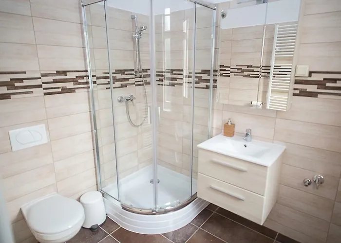 Deakvilla37 Apartman Апартаменты *