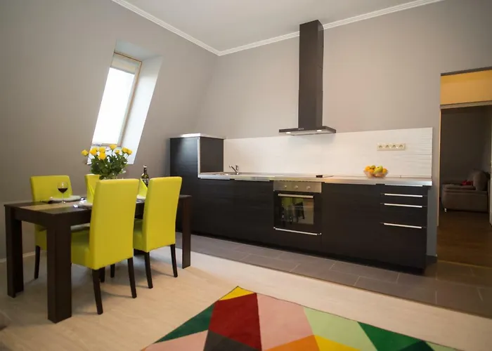 Deakvilla37 Apartman Эгер