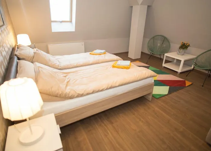 Deakvilla37 Apartman Апартаменты *