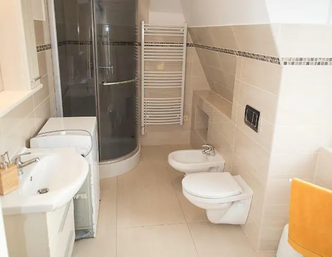 Deakvilla37 Apartman